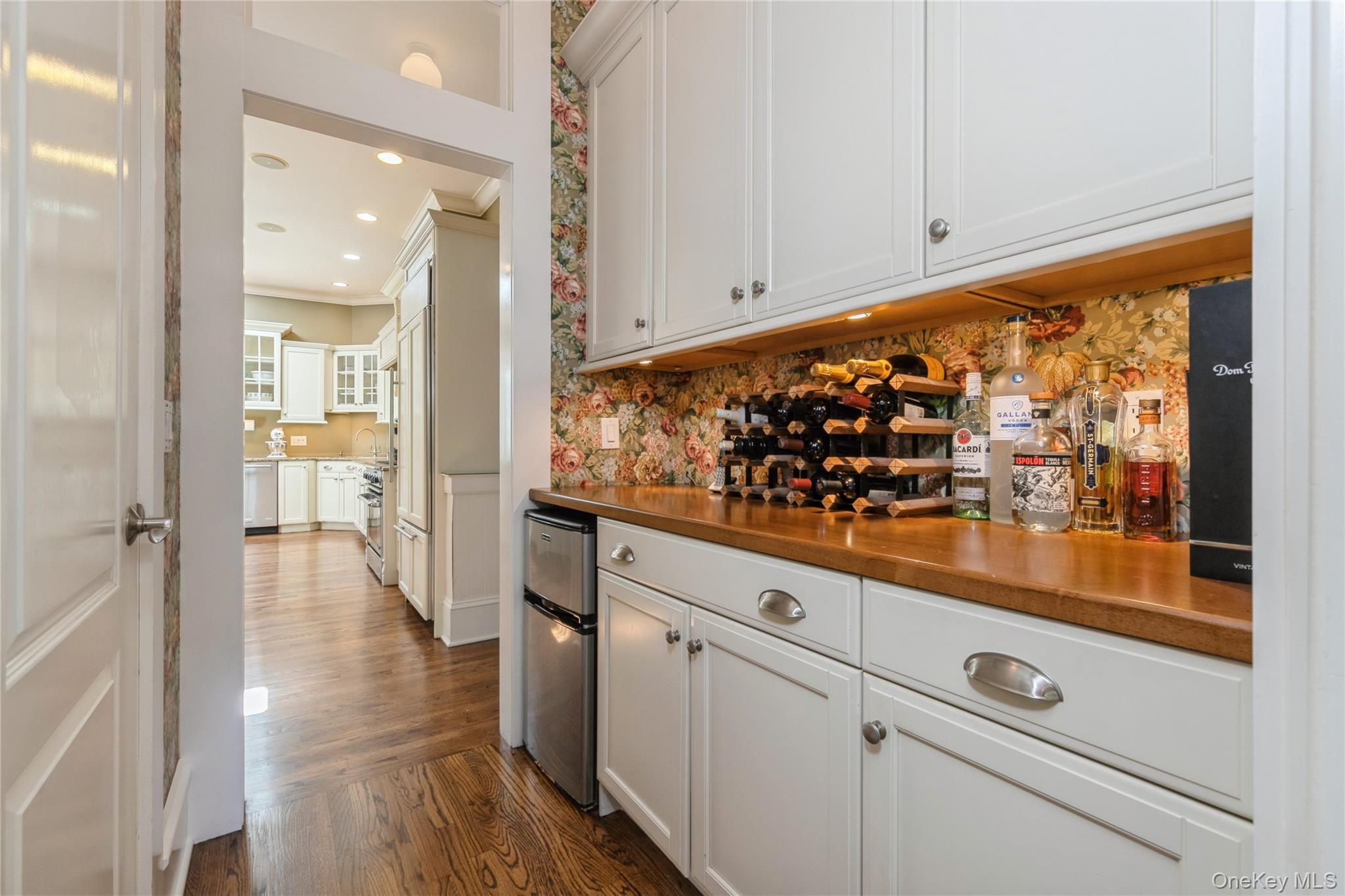 Single Family Skunk Suffolk County, NY 11935, MLS-897165-9