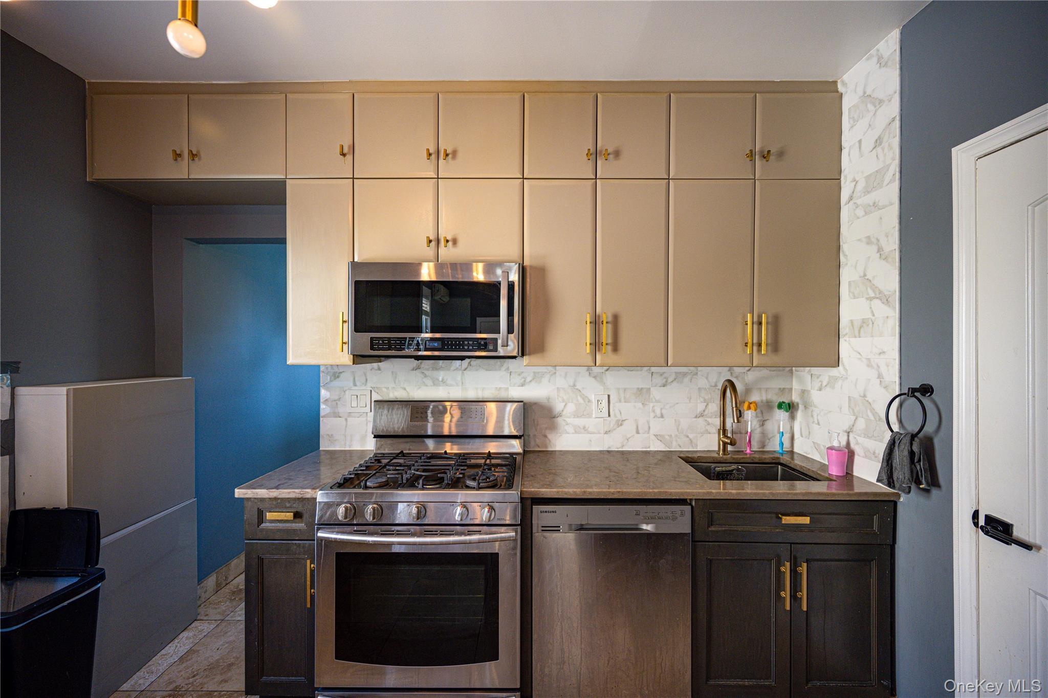 Single Family Penrod  Queens, NY 11368, MLS-897212-15