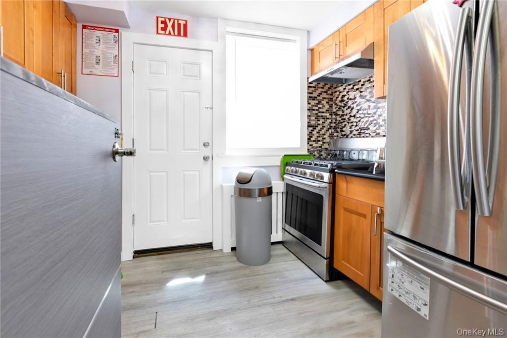 Single Family Manor Brooklyn, NY 11235, MLS-897237-27