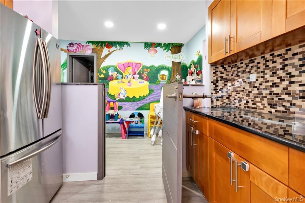 Single Family Manor Brooklyn, NY 11235, MLS-897237-28