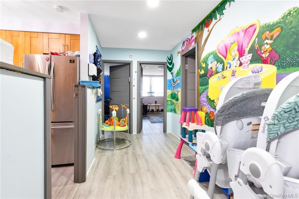 Single Family Manor Brooklyn, NY 11235, MLS-897237-30