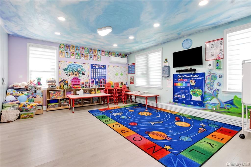 Single Family Manor Brooklyn, NY 11235, MLS-897237-9