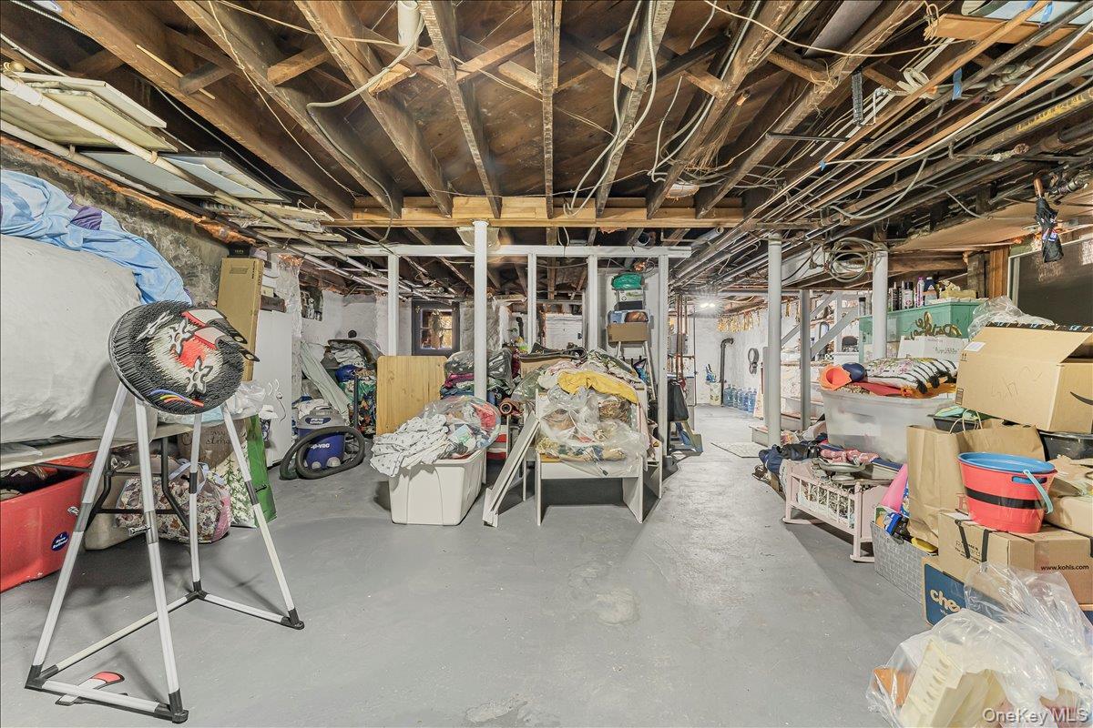 Single Family Park  Westchester County, NY 10703, MLS-897239-29