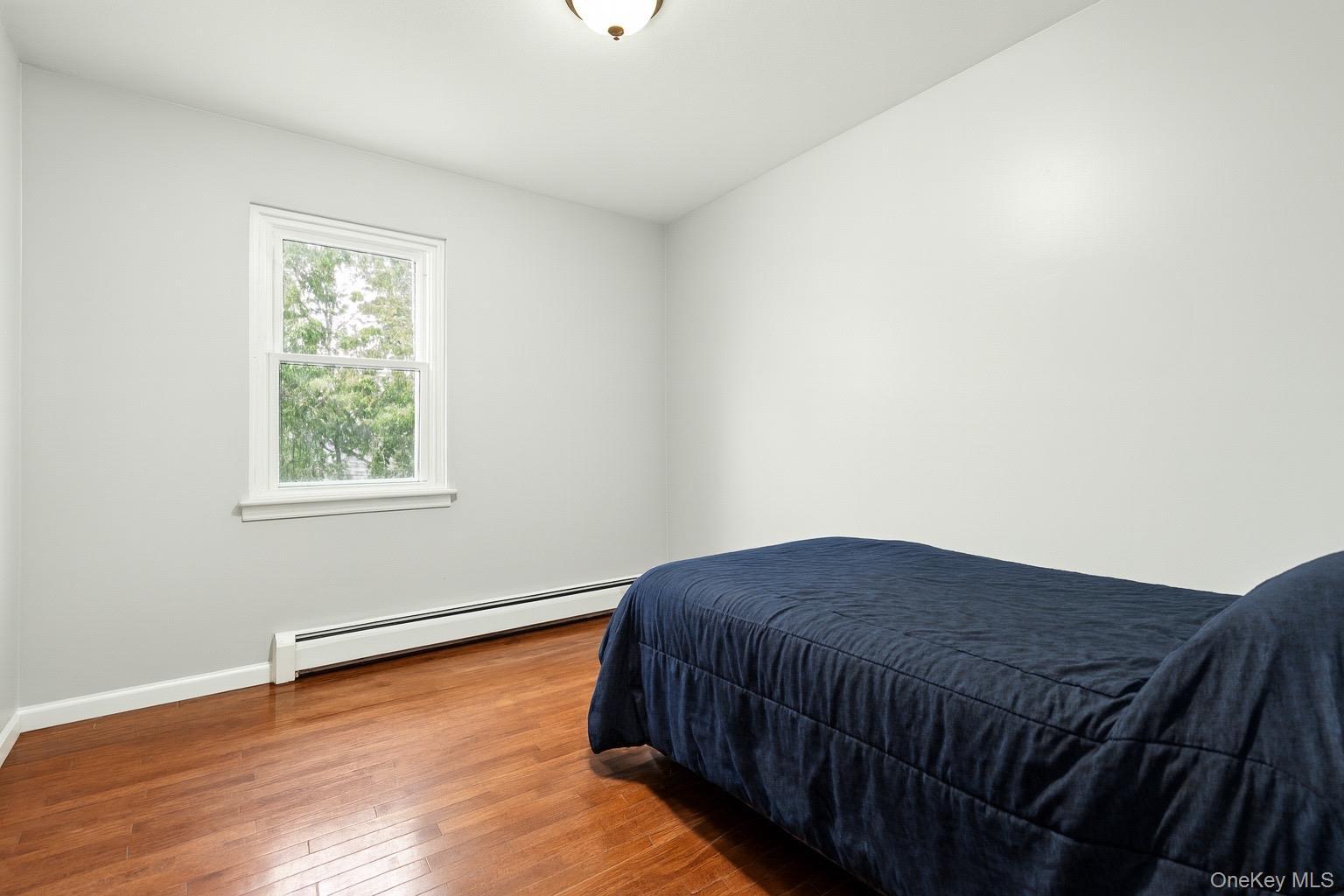 Single Family Tree  Suffolk County, NY 11722, MLS-897250-14