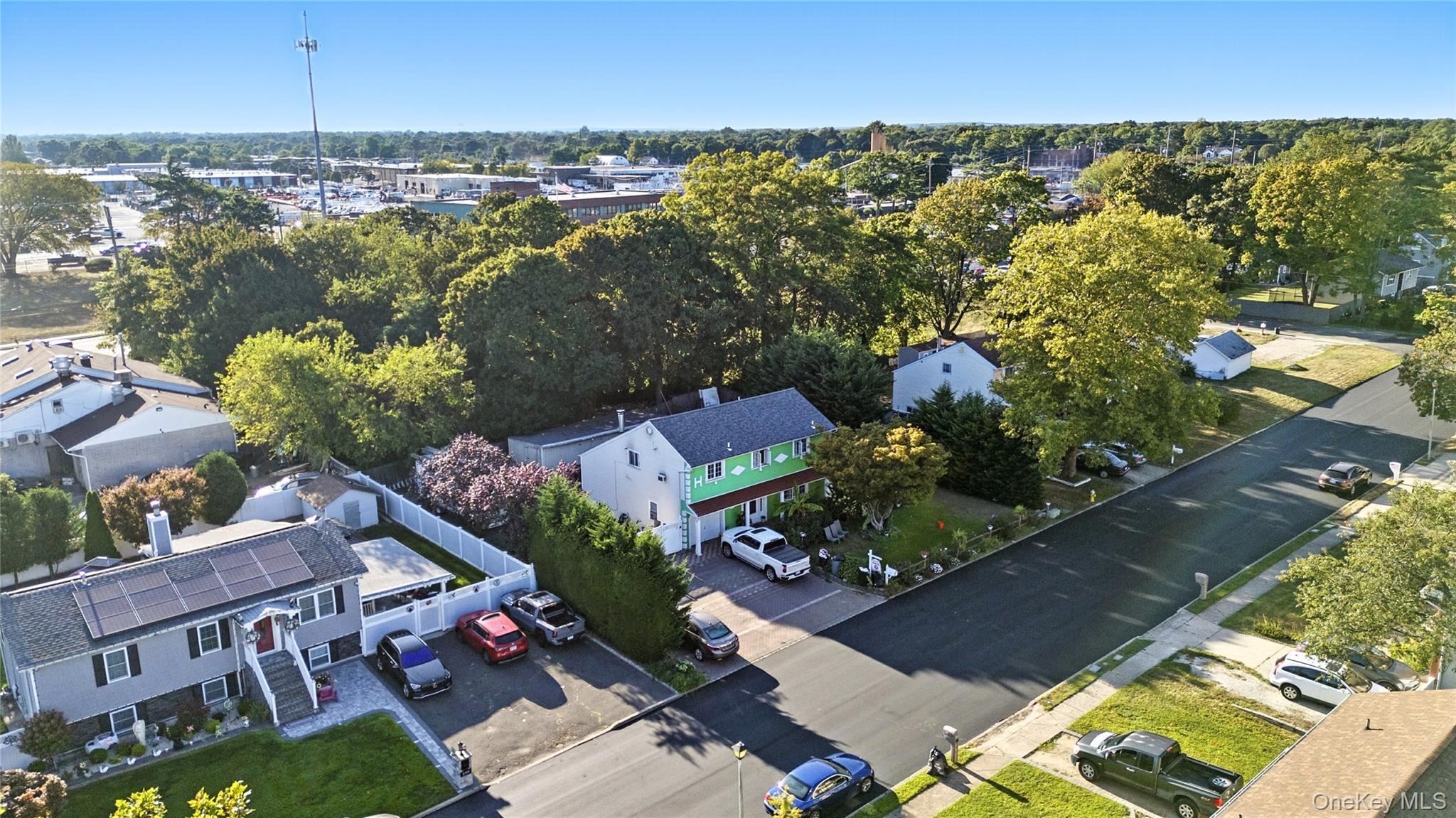 Single Family Tree  Suffolk County, NY 11722, MLS-897250-3