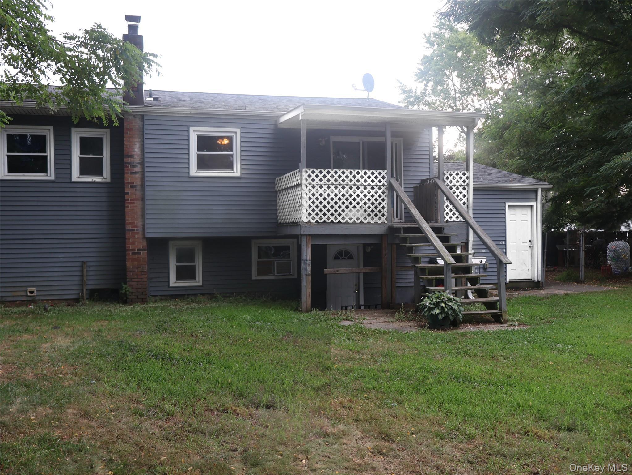 Single Family Nicoll Suffolk County, NY 11722, MLS-897267-3