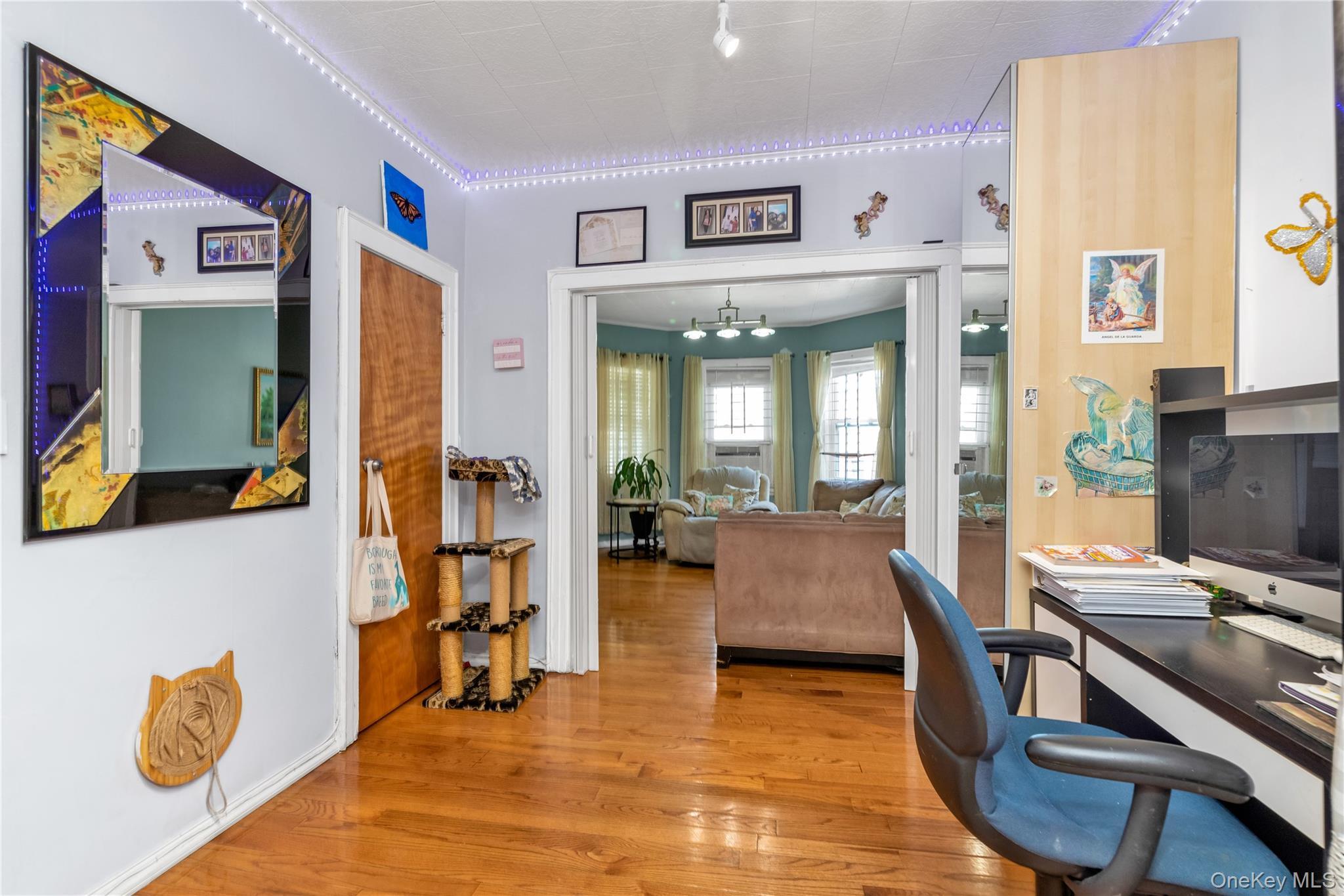 Single Family 59  Queens, NY 11378, MLS-897270-5