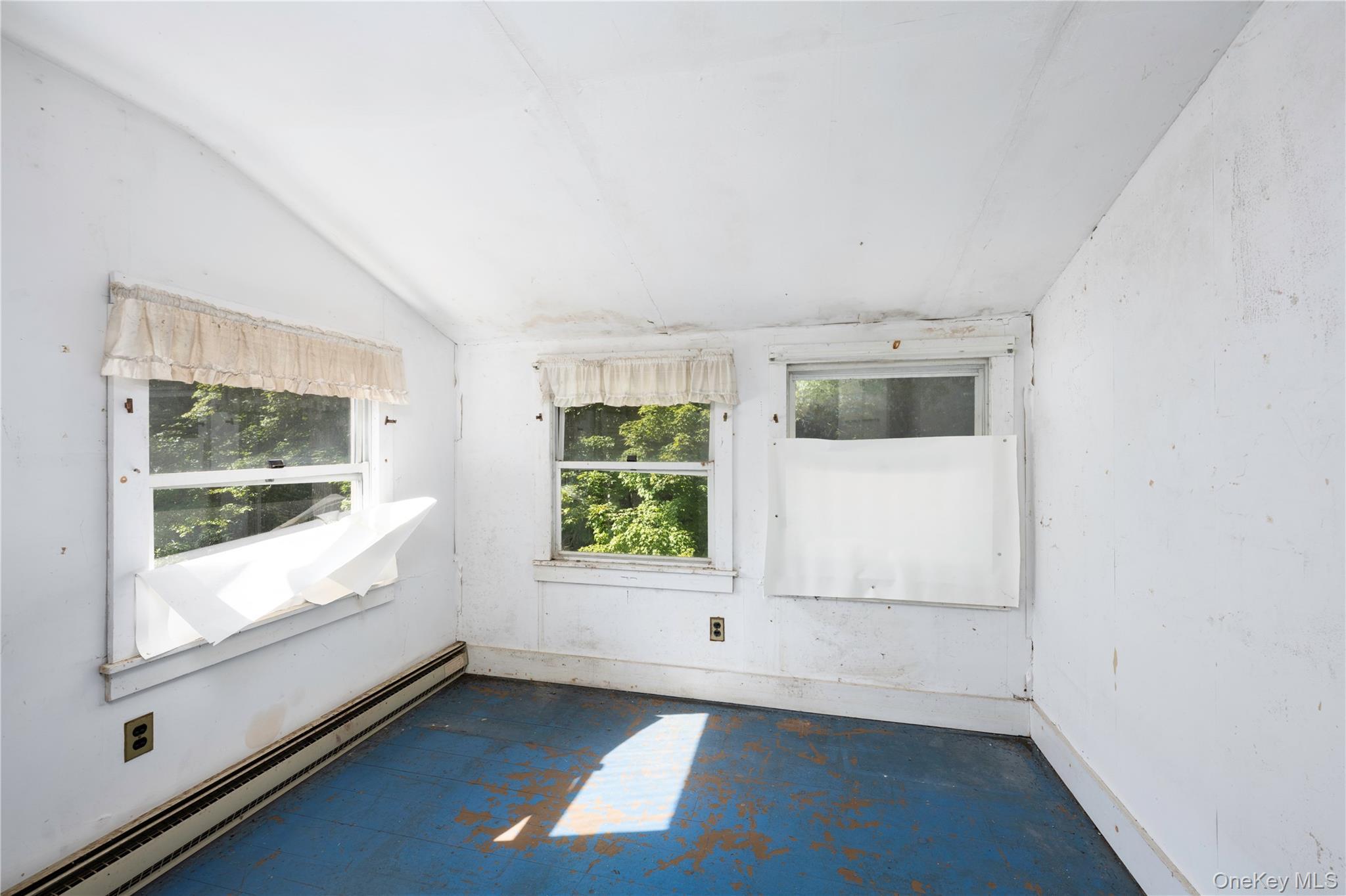 Single Family Oscawana Heights  Putnam County, NY 10579, MLS-897297-14