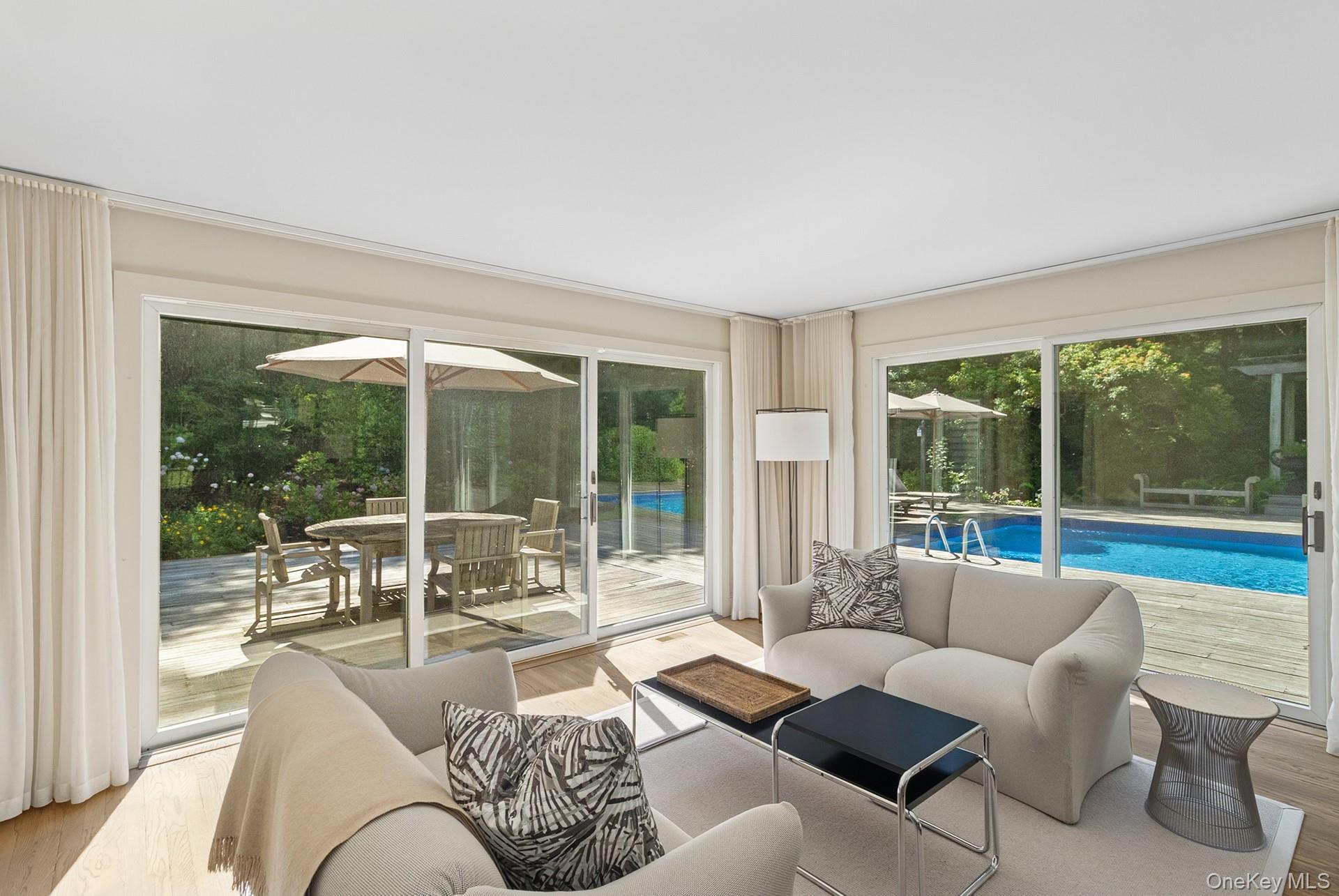 Single Family Hands Creek Suffolk County, NY 11937, MLS-897332-11