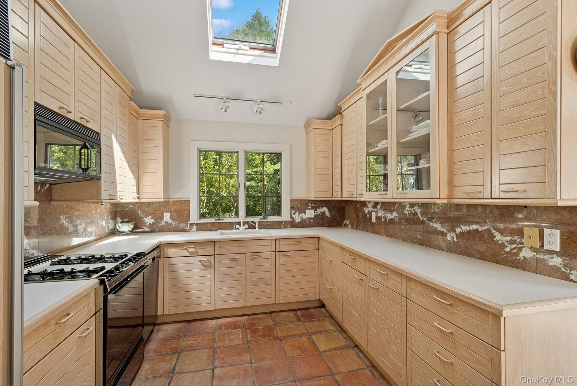 Single Family Hands Creek Suffolk County, NY 11937, MLS-897332-17