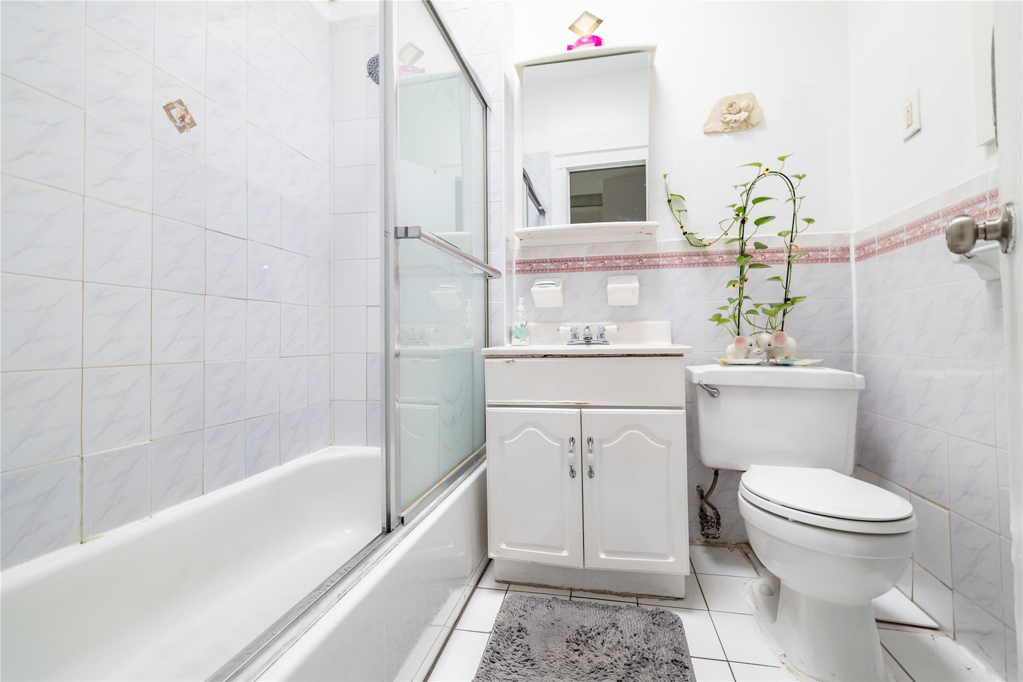 Single Family 101 Queens, NY 11419, MLS-897366-18