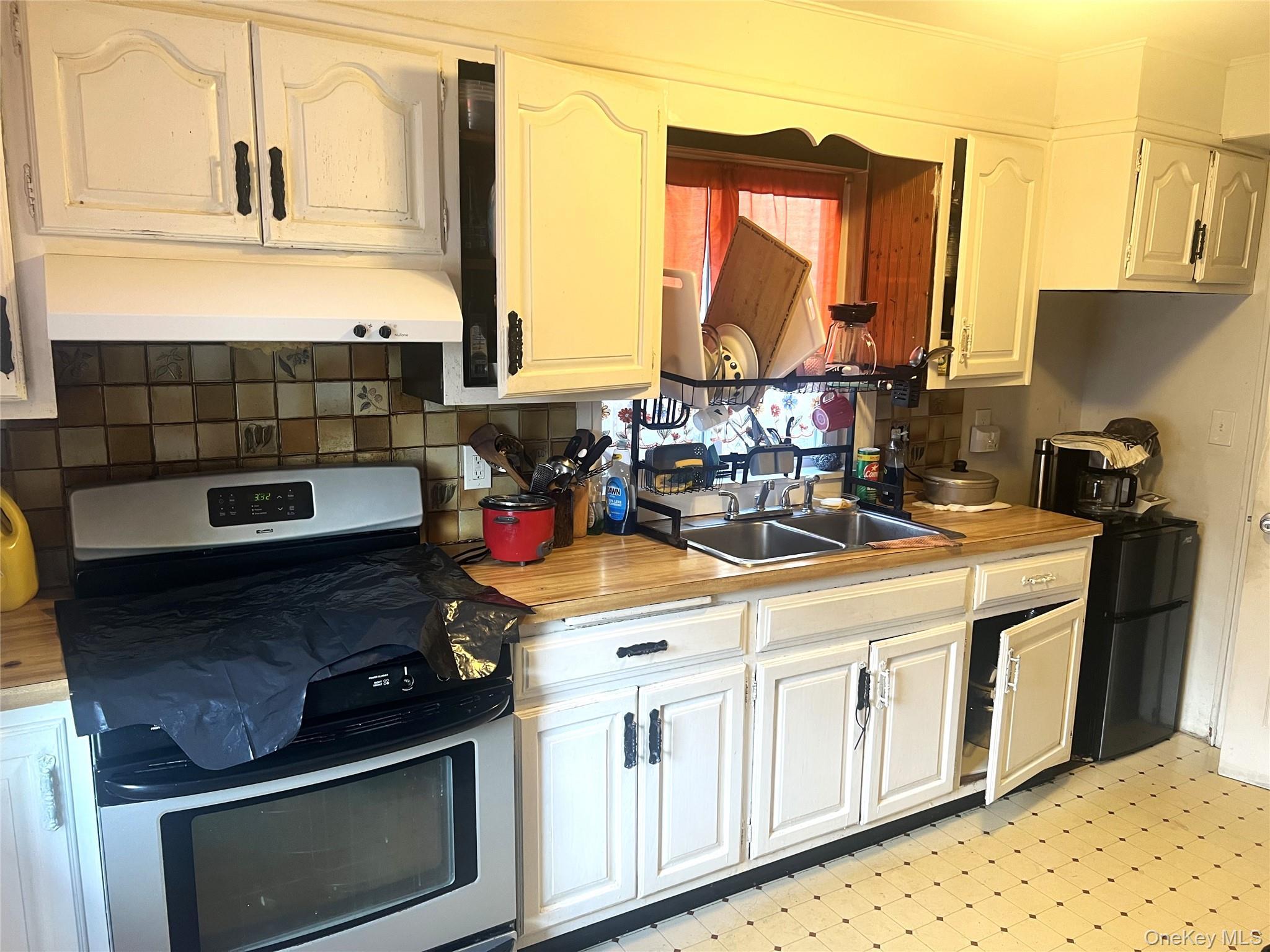 Single Family Crest  Westchester County, NY 10523, MLS-897369-9