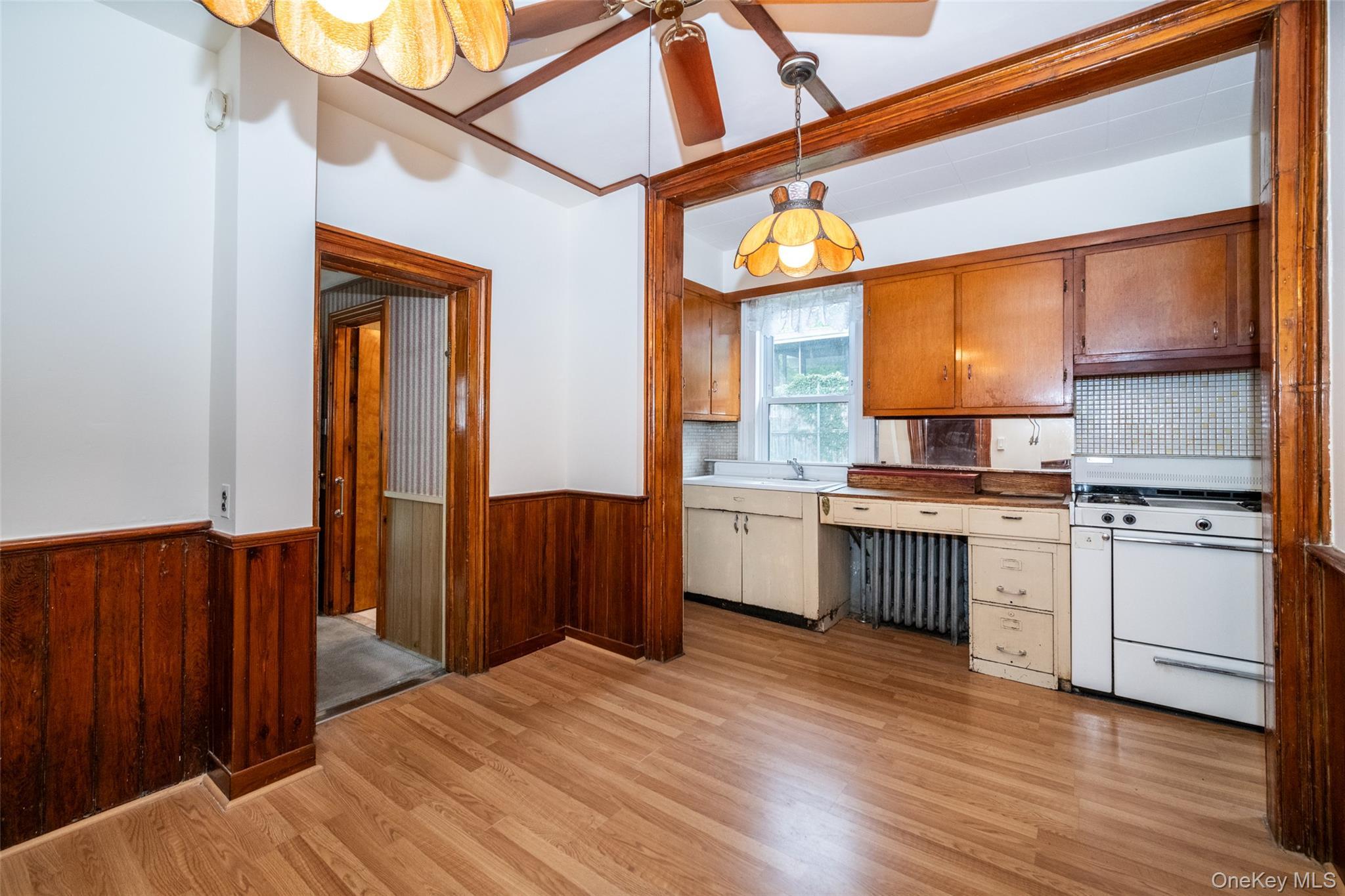 Single Family Schofield  Bronx, NY 10464, MLS-897382-8