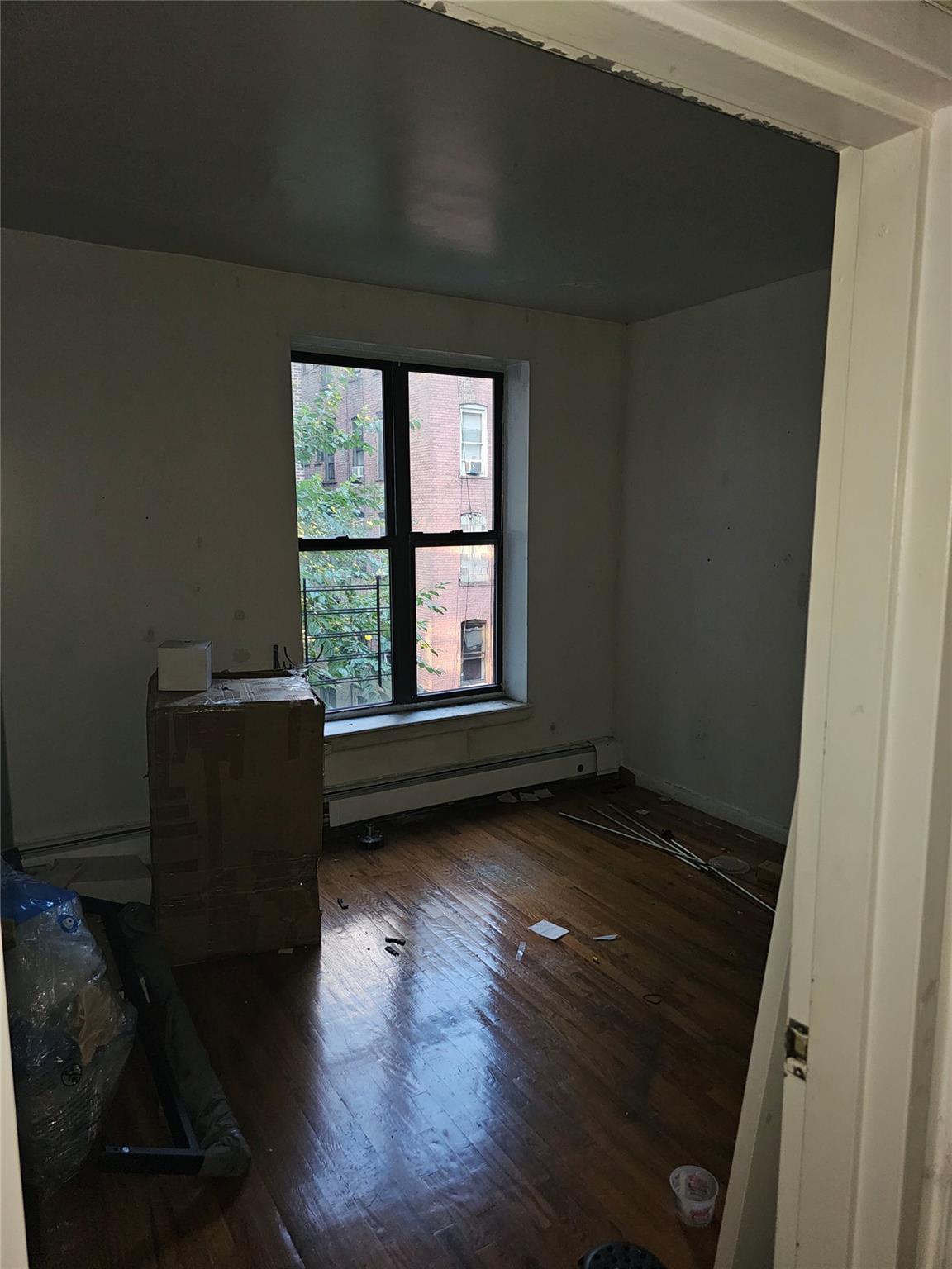 Single Family East 115 St  Manhattan, NY 11029, MLS-897389-21