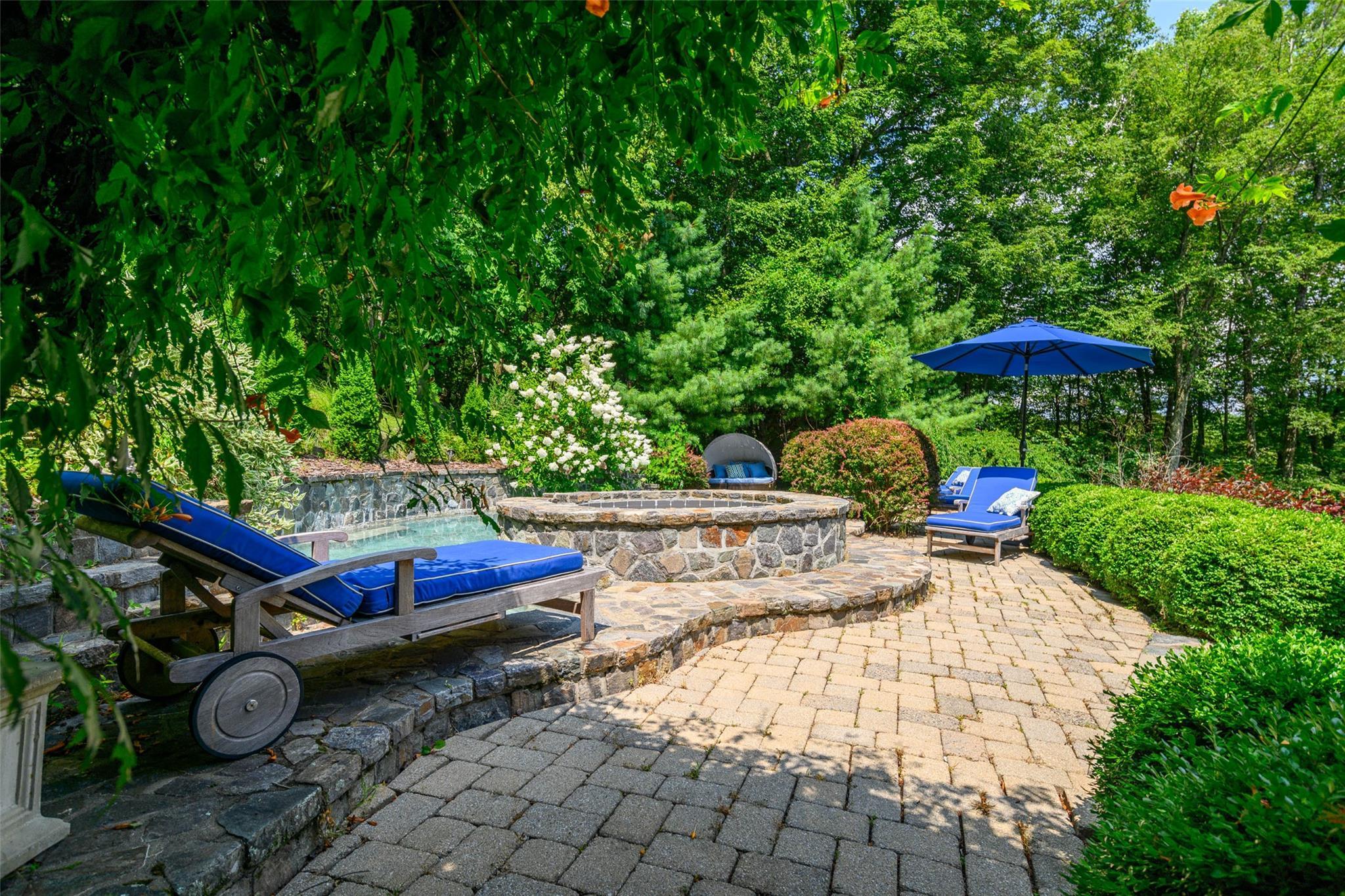 Single Family Autumn  Out Of Area, NY 06784, MLS-897420-14