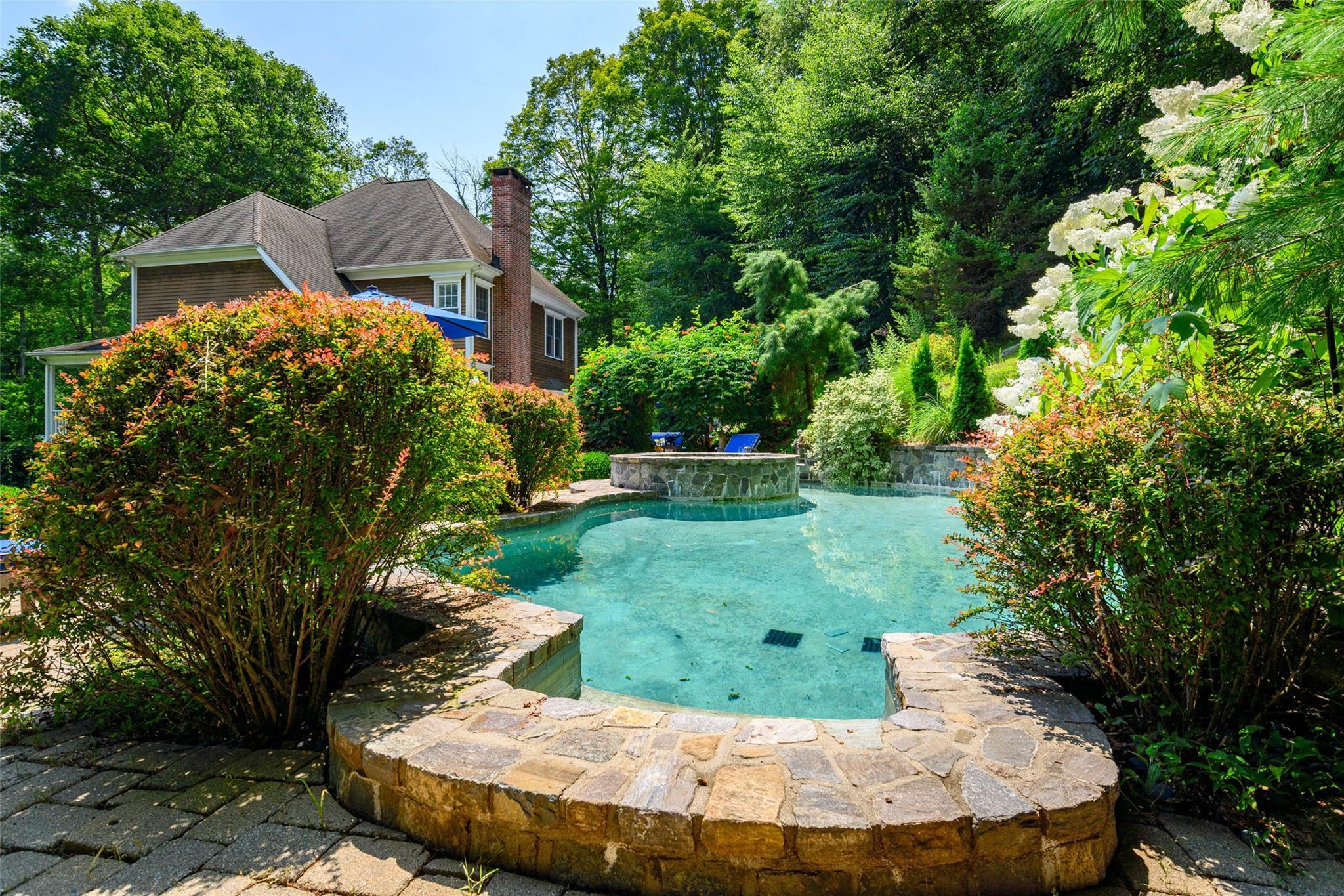 Single Family Autumn  Out Of Area, NY 06784, MLS-897420-22