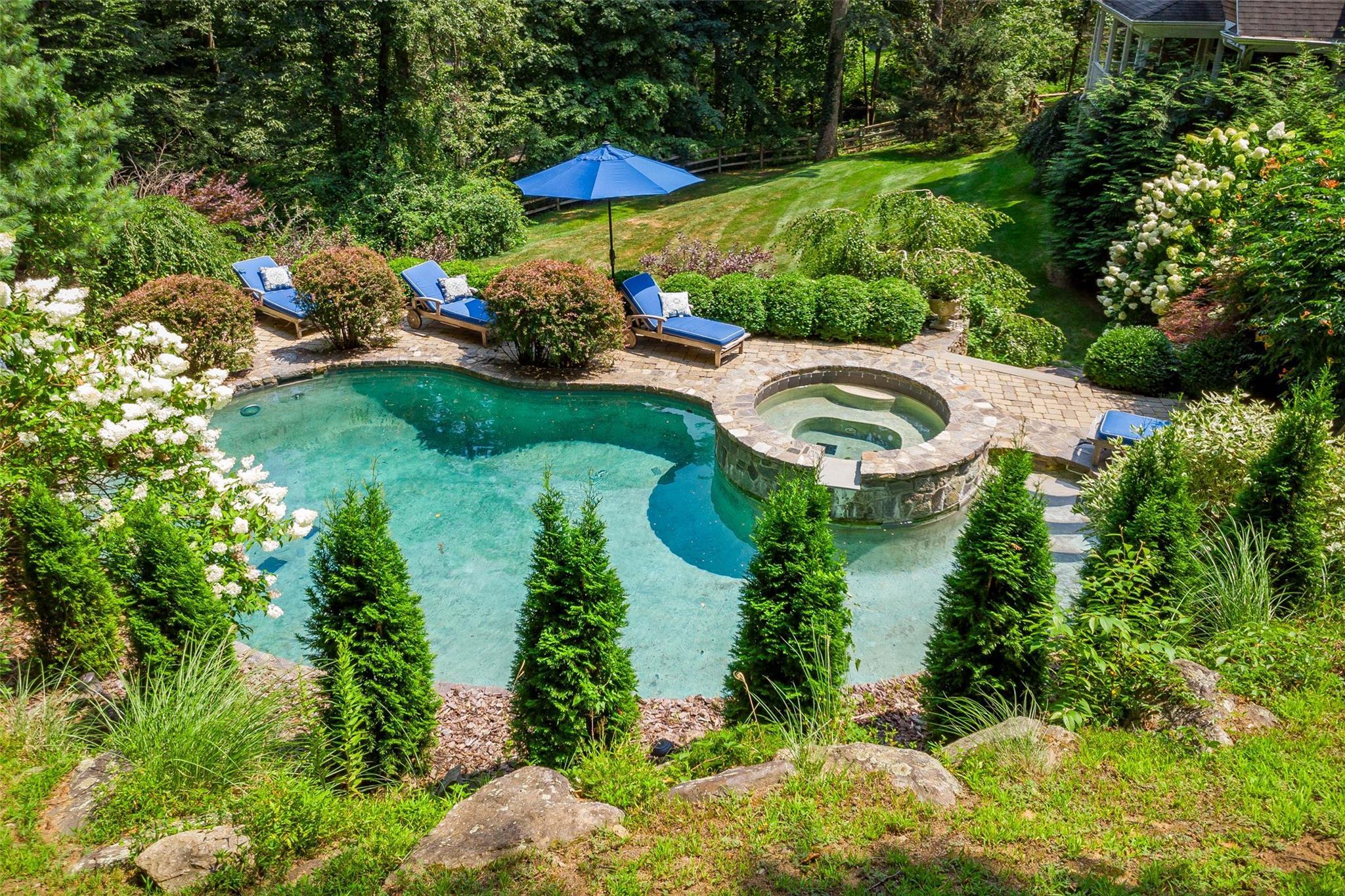 Single Family Autumn  Out Of Area, NY 06784, MLS-897420-23