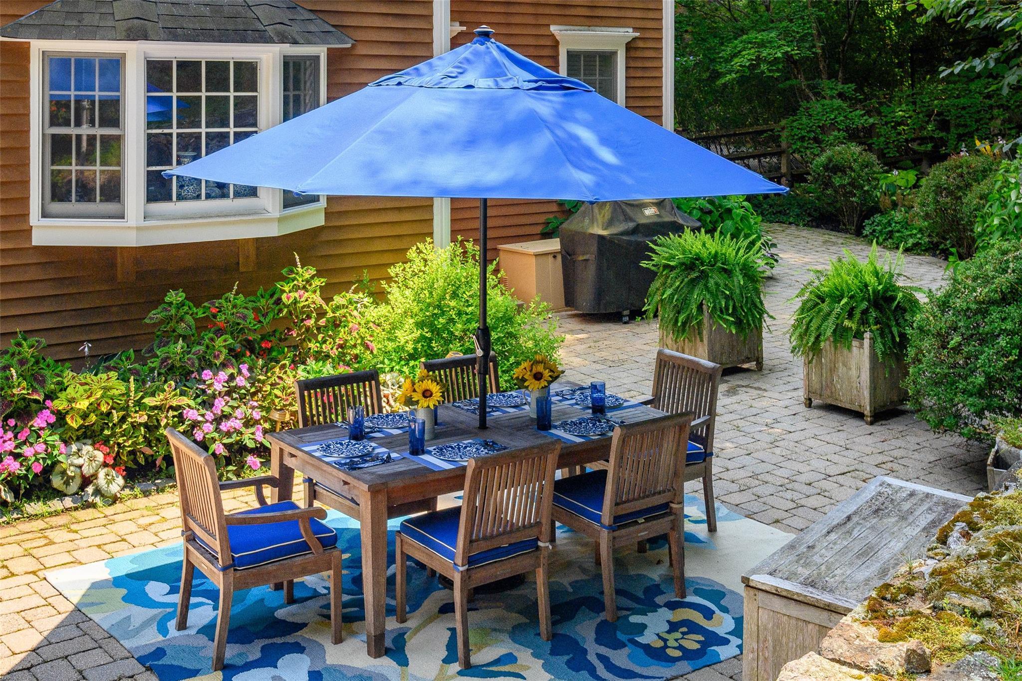 Single Family Autumn  Out Of Area, NY 06784, MLS-897420-28