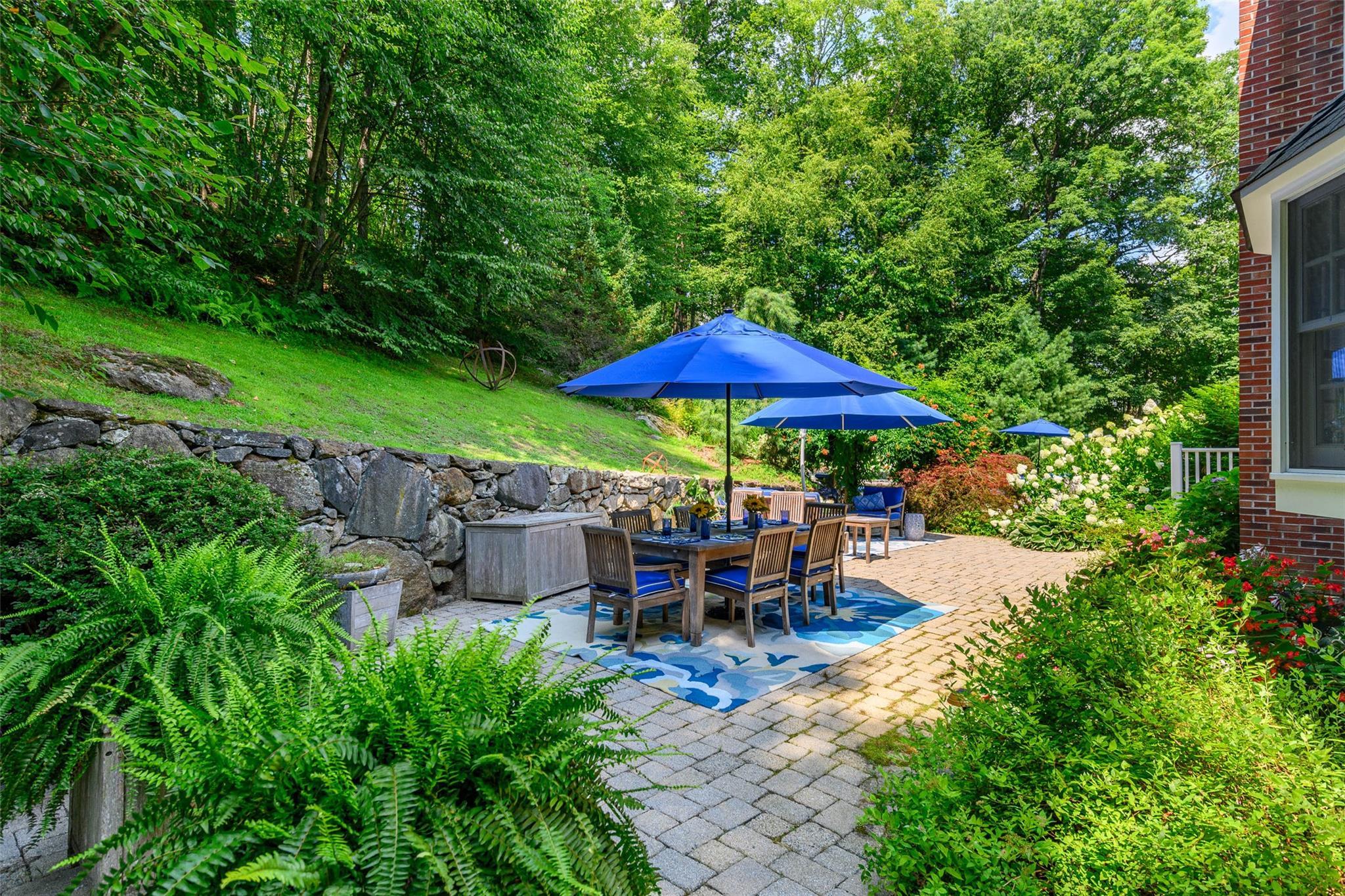 Single Family Autumn  Out Of Area, NY 06784, MLS-897420-31