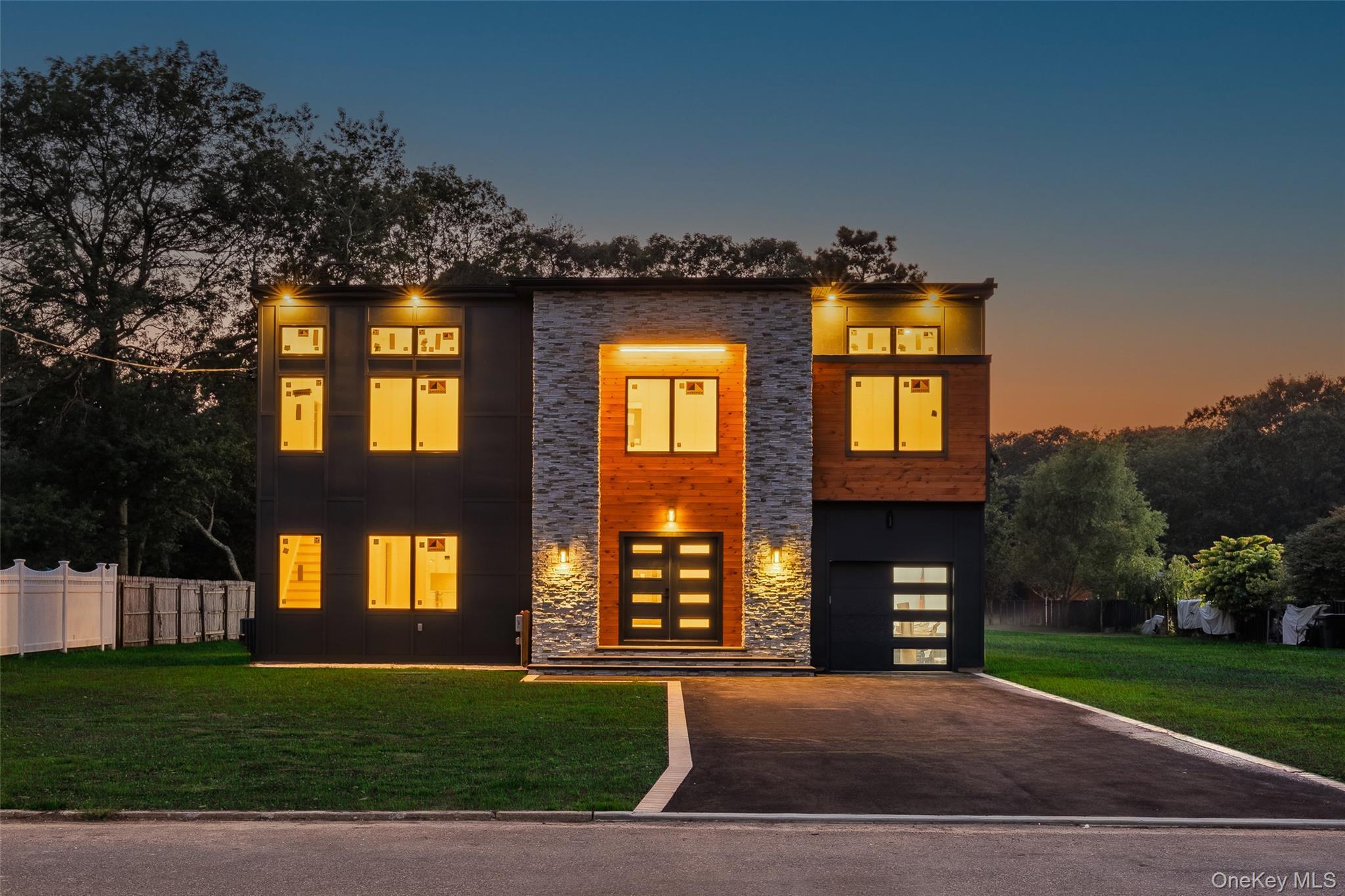 Single Family Tremont  Suffolk County, NY 11772, MLS-897470-2