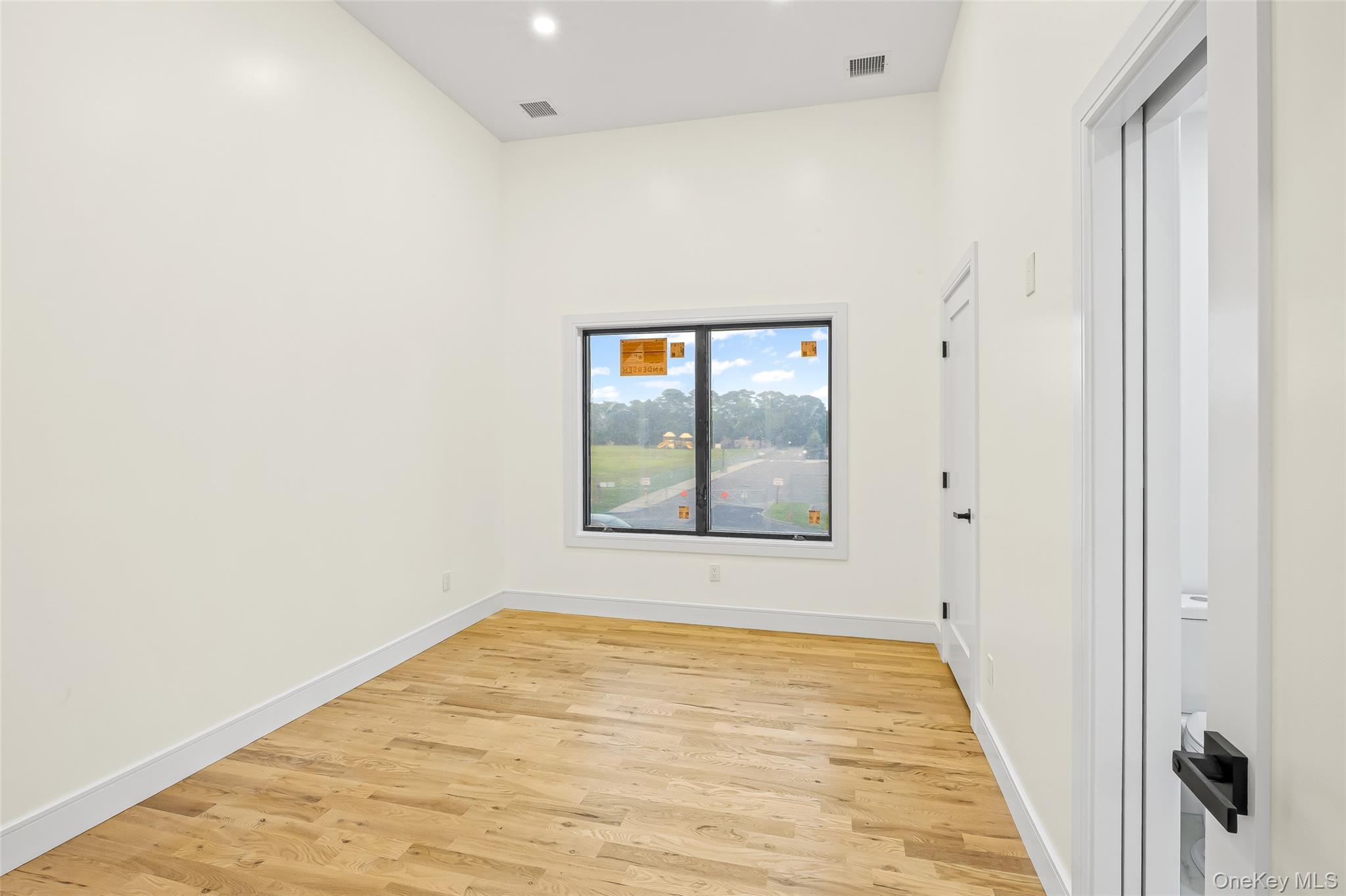 Single Family Tremont  Suffolk County, NY 11772, MLS-897470-21