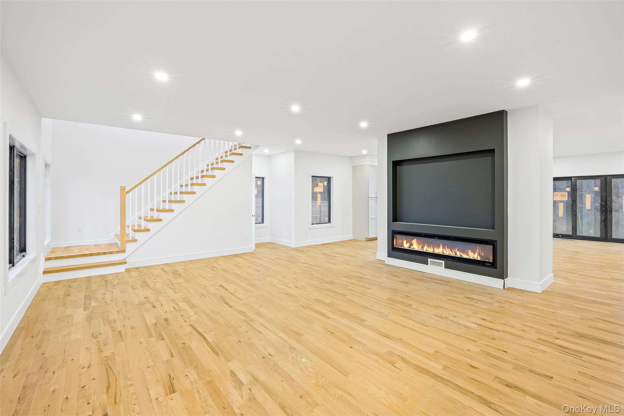 Single Family Tremont  Suffolk County, NY 11772, MLS-897470-29