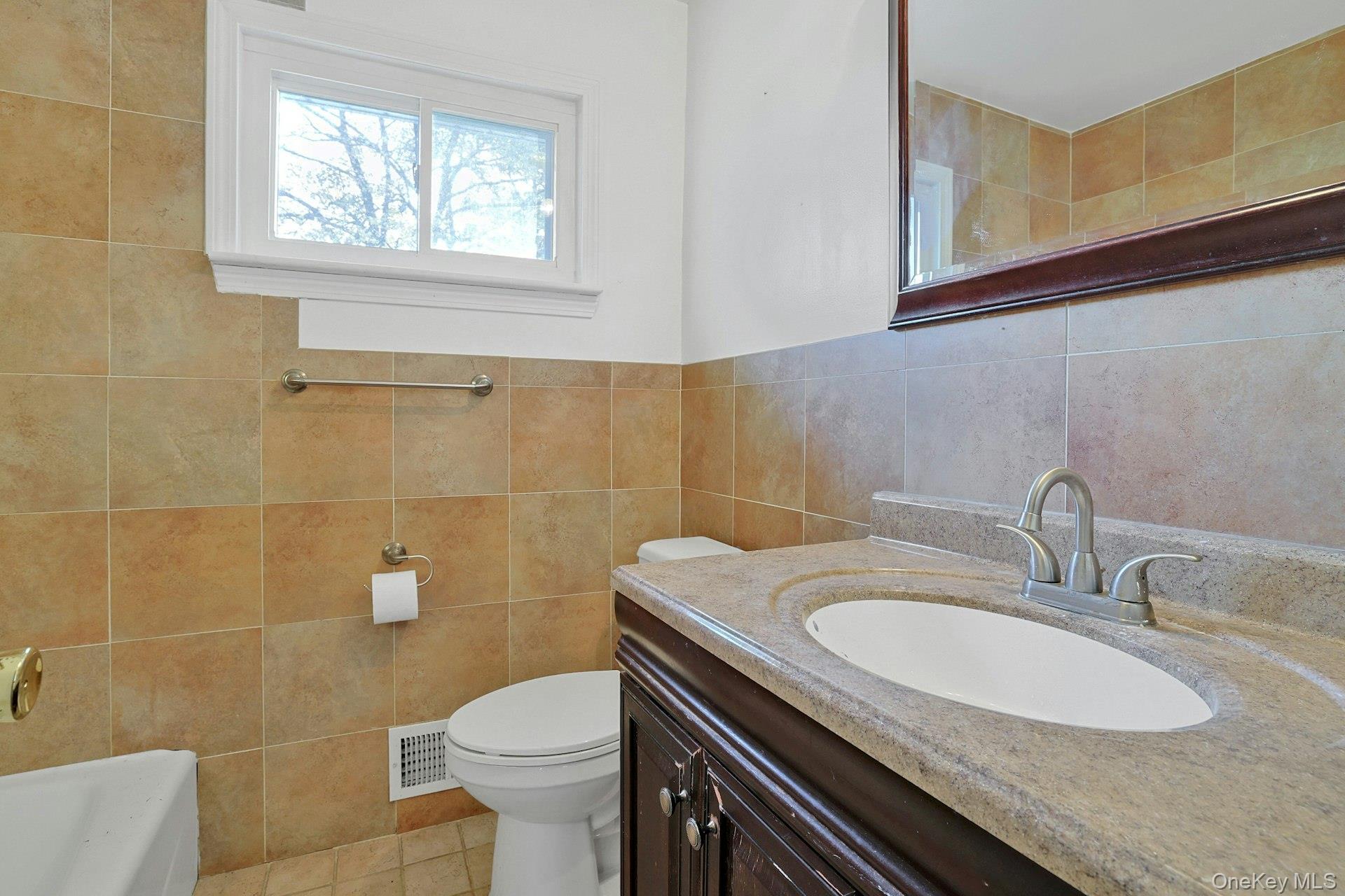 Single Family Kenwood Rockland County, NY 10956, MLS-897525-13