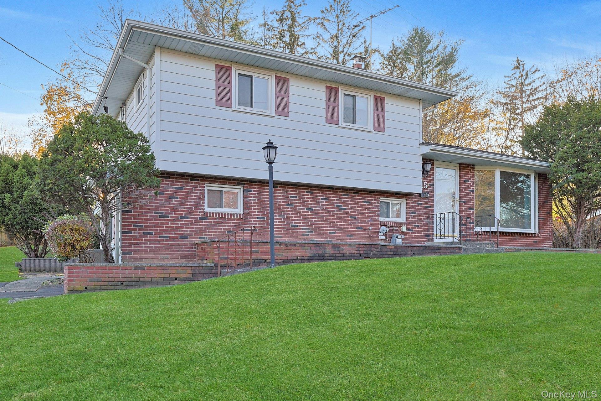 Single Family Kenwood  Rockland County, NY 10956, MLS-897525-28