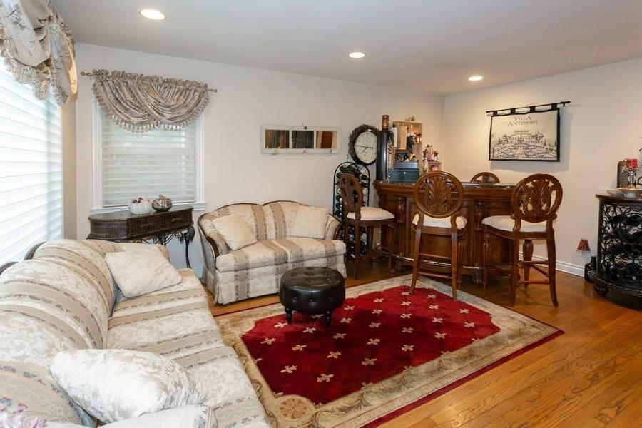 Single Family Avon  Nassau County, NY 11557, MLS-897528-5