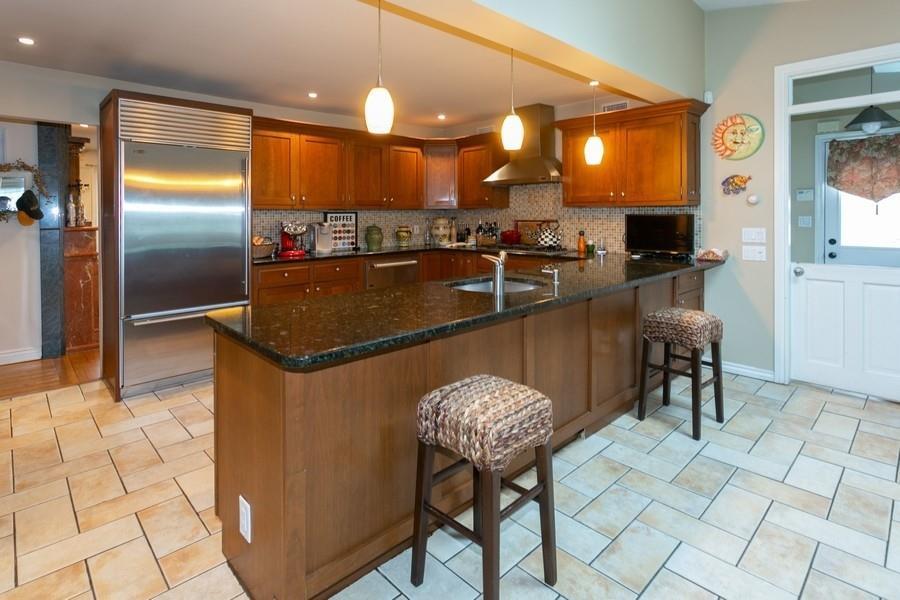 Single Family Avon  Nassau County, NY 11557, MLS-897528-8