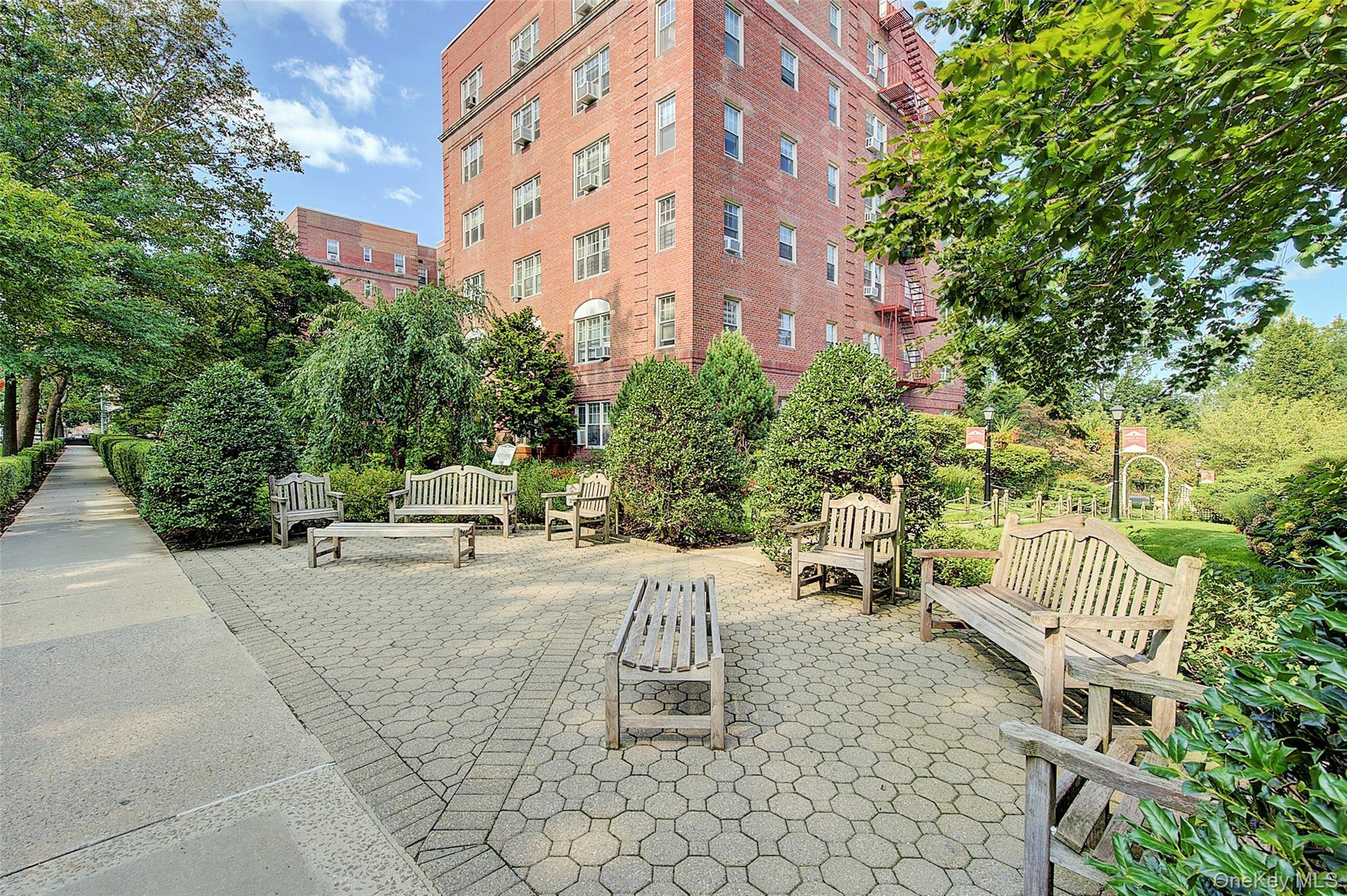Coop 113th  Queens, NY 11375, MLS-897530-23