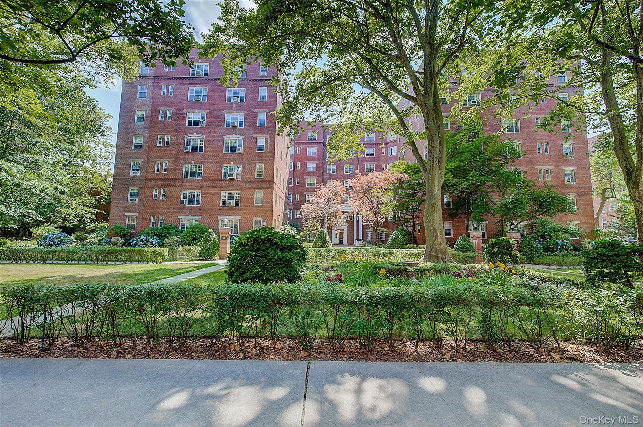 Coop 113th  Queens, NY 11375, MLS-897530-29