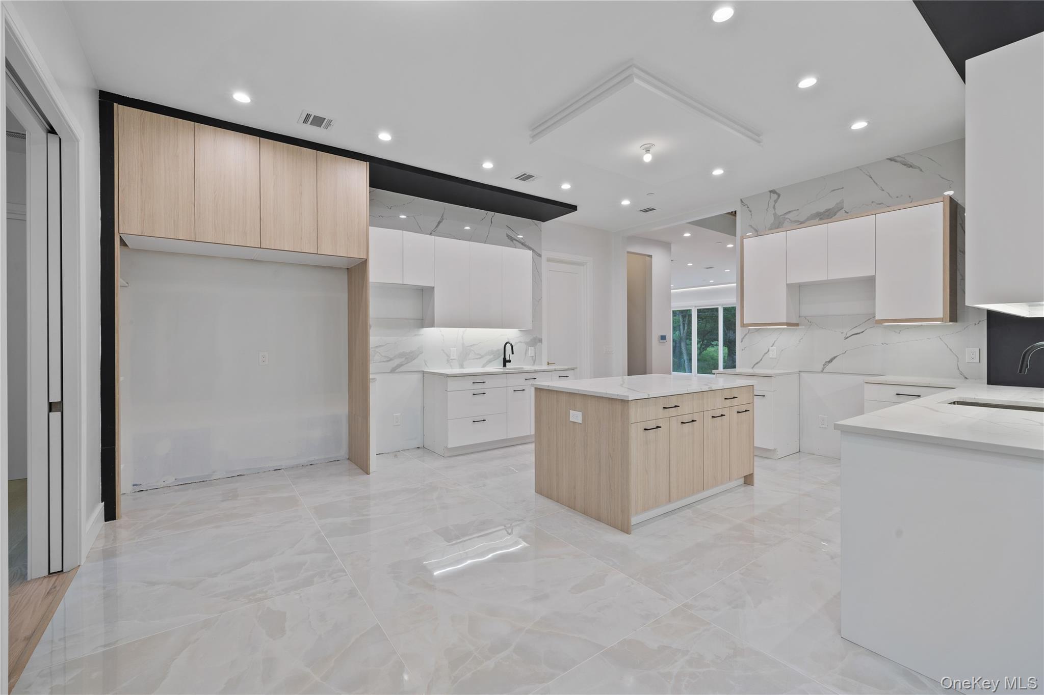 Condo Grove  Rockland County, NY 10952, MLS-897540-19