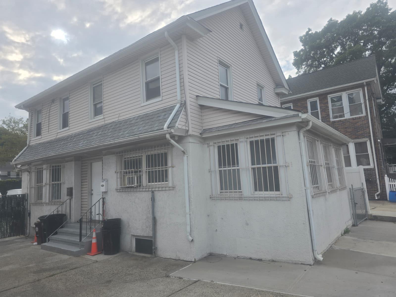 Single Family Van Wyck Queens, NY 11418, MLS-897564-5