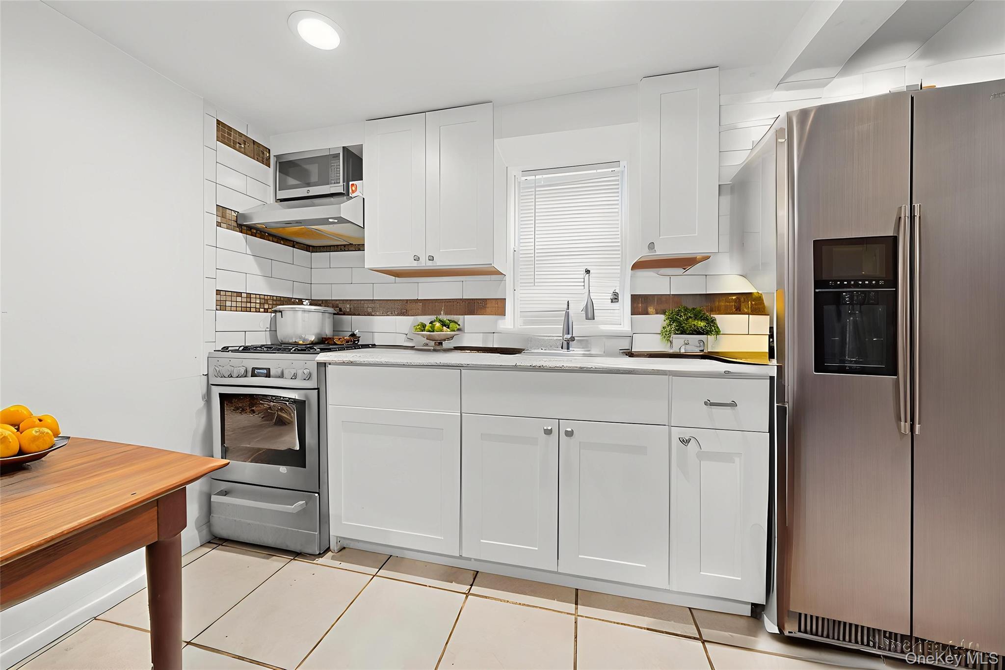 Single Family Willow  Nassau County, NY 11542, MLS-897567-15