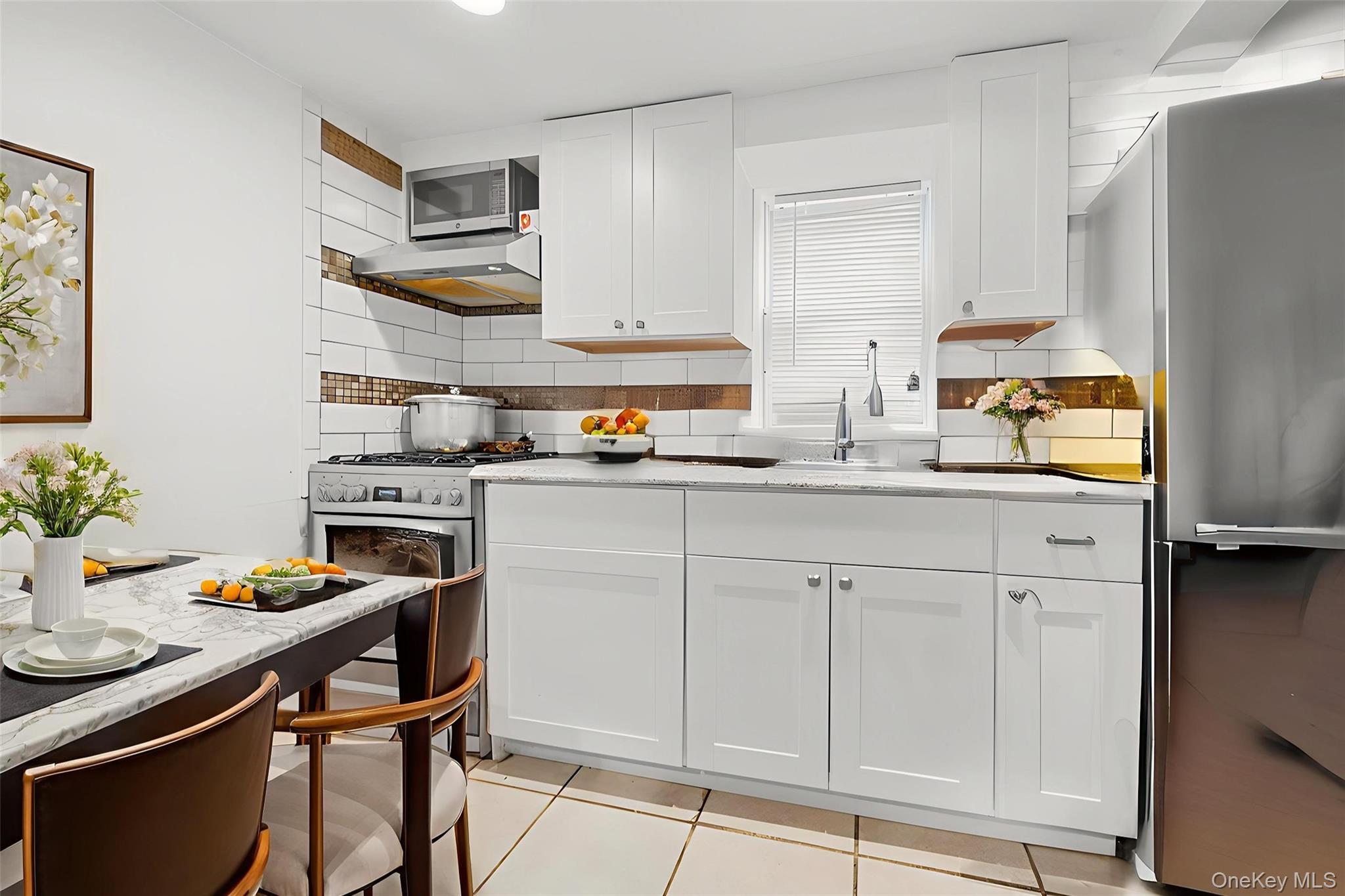 Single Family Willow  Nassau County, NY 11542, MLS-897567-16