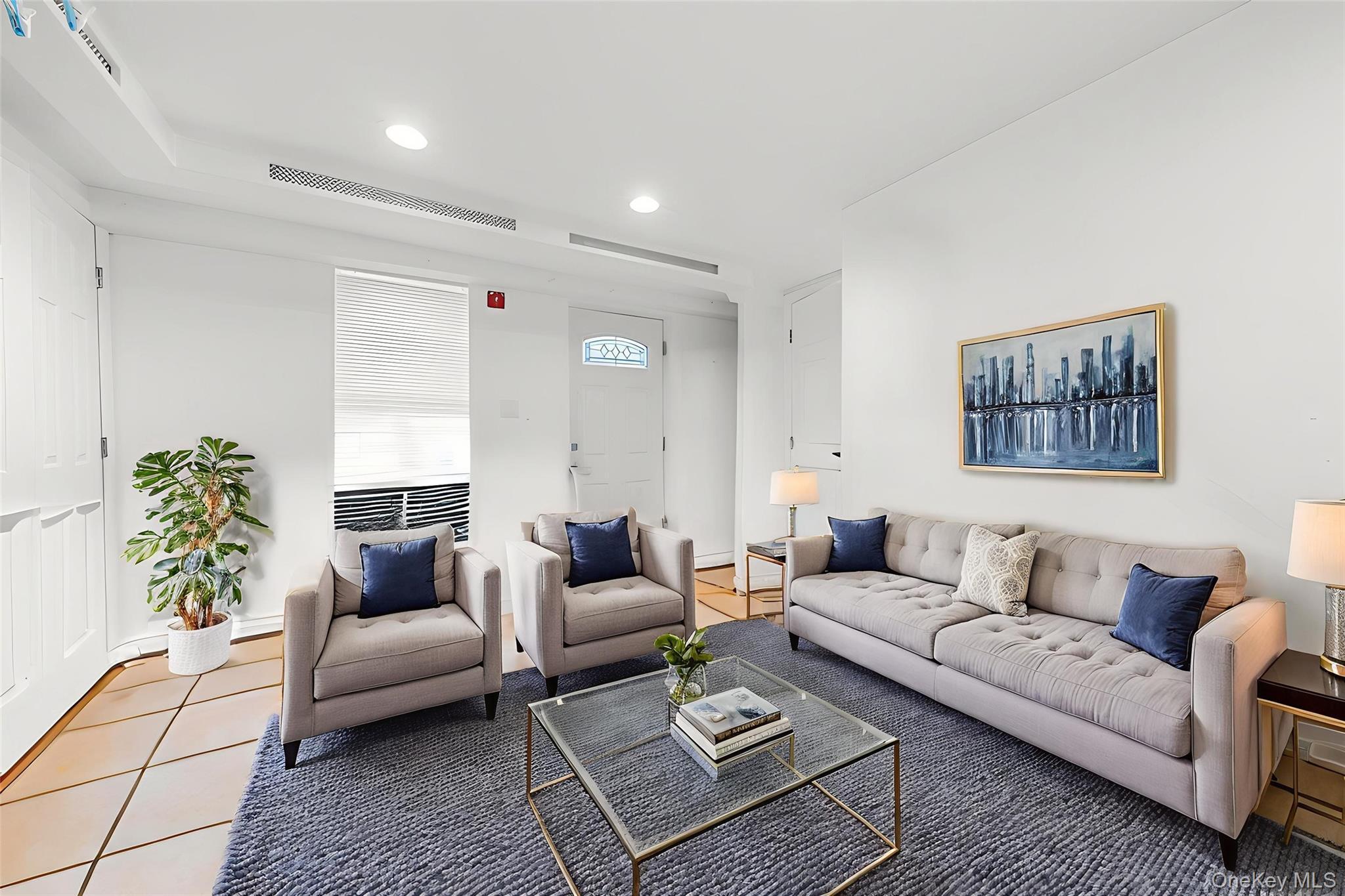 Single Family Willow  Nassau County, NY 11542, MLS-897567-17