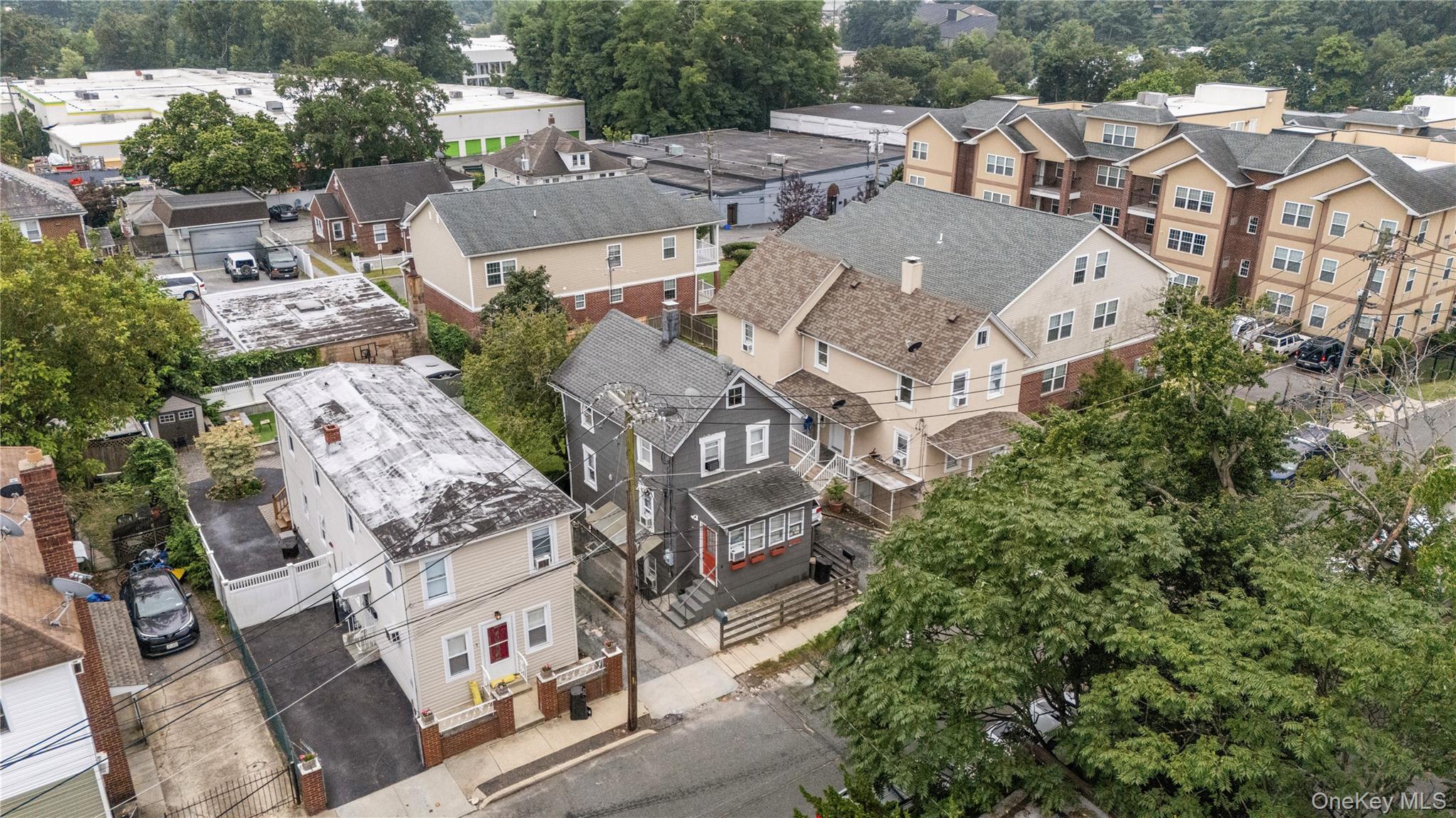 Single Family Willow  Nassau County, NY 11542, MLS-897567-29