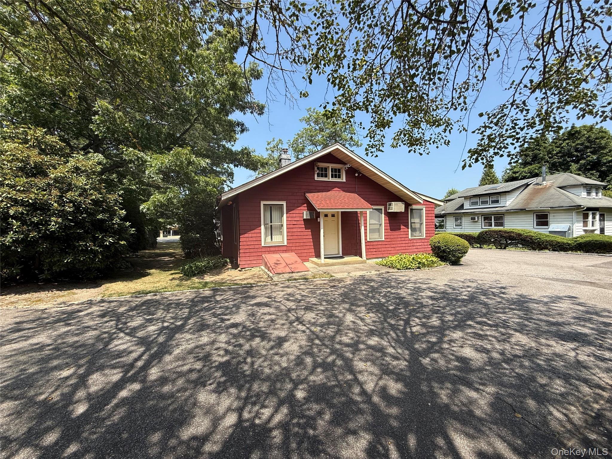 Single Family Middle Country  Suffolk County, NY 11720, MLS-897593-29