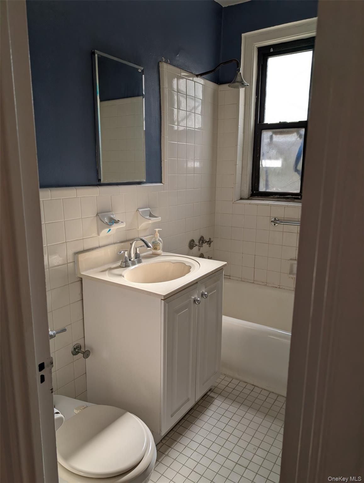 Condo Austin  Queens, NY 11375, MLS-897610-9