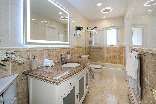 Single Family Barnum  Nassau County, NY 11803, MLS-897624-21