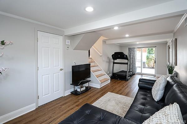 Single Family Barnum  Nassau County, NY 11803, MLS-897624-22