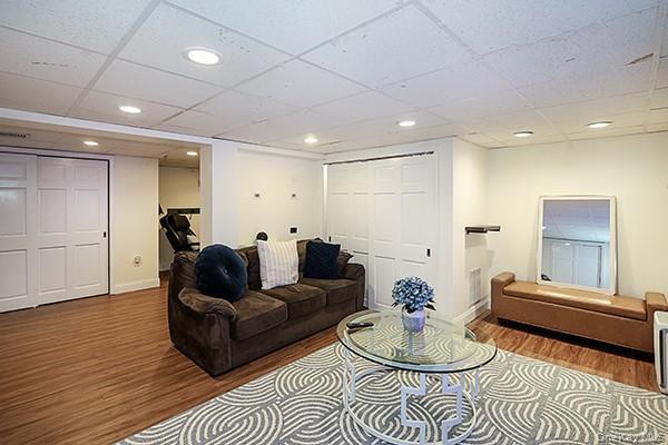 Single Family Barnum  Nassau County, NY 11803, MLS-897624-29