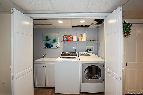 Single Family Barnum  Nassau County, NY 11803, MLS-897624-30