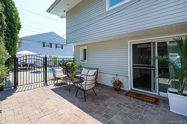 Single Family Barnum  Nassau County, NY 11803, MLS-897624-34