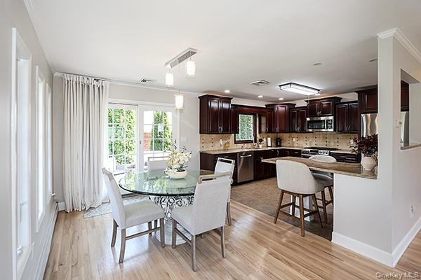 Single Family Barnum  Nassau County, NY 11803, MLS-897624-8