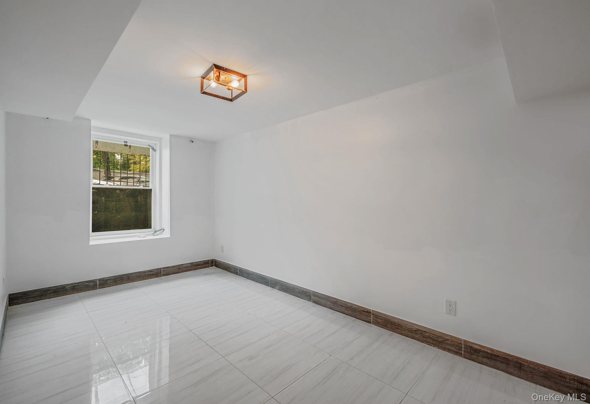 Single Family Tilden Bronx, NY 10469, MLS-897645-11