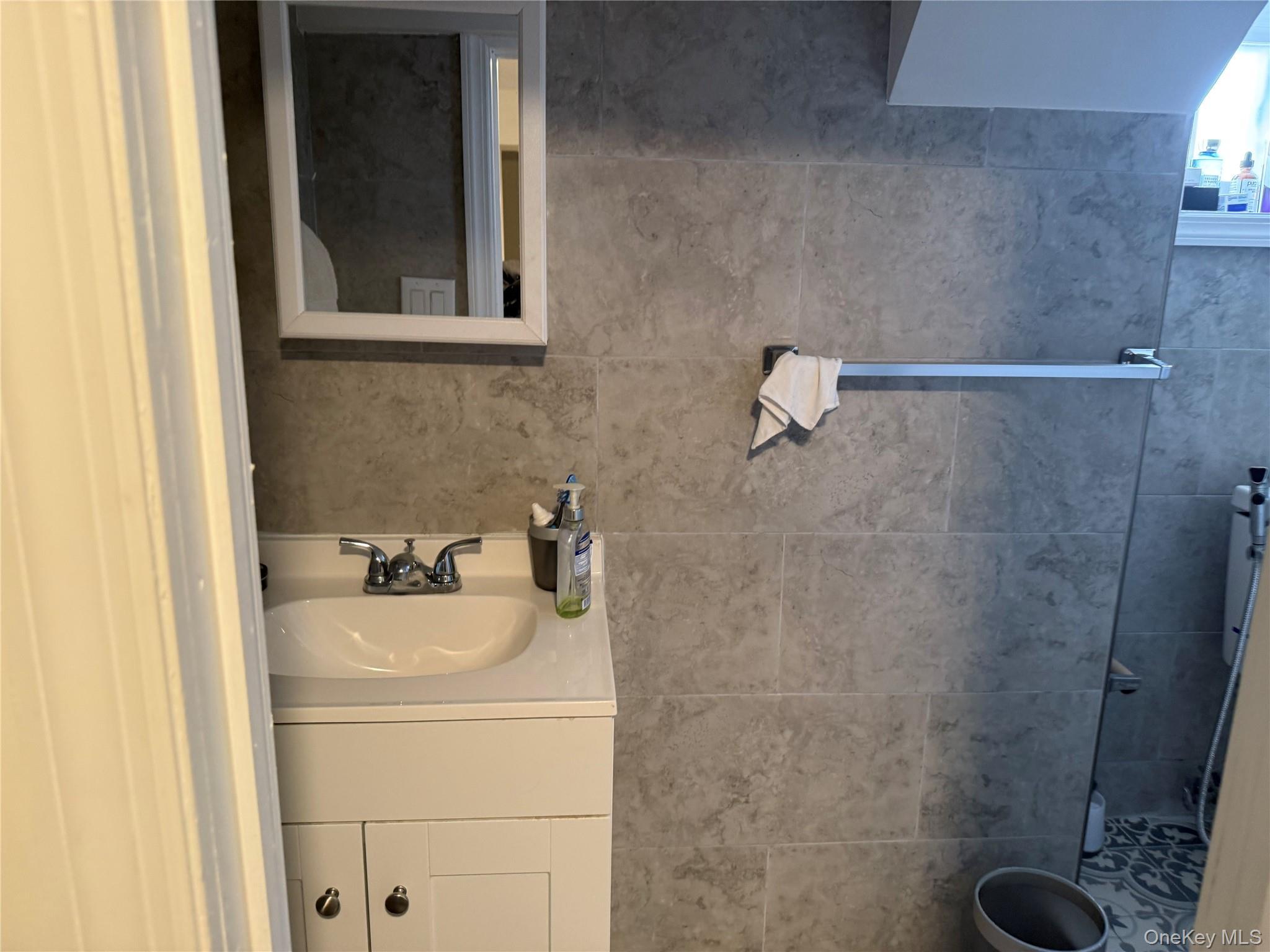 Single Family 91 St  Brooklyn, NY 11236, MLS-897720-29