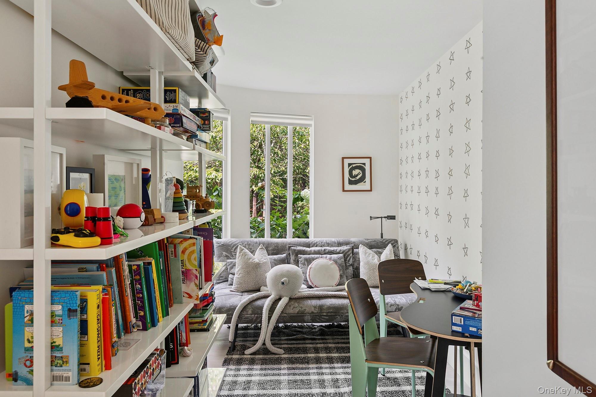 Single Family Honeysuckle Suffolk County, NY 11942, MLS-897751-12