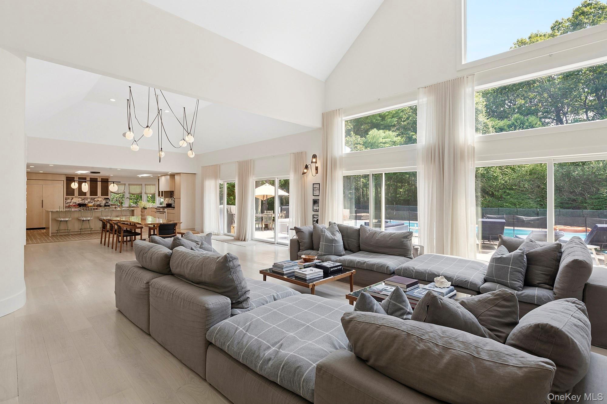 Single Family Honeysuckle Suffolk County, NY 11942, MLS-897751-8